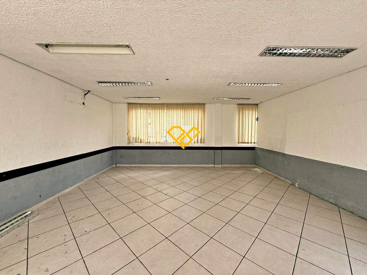 Prédio Comercial para aluguel no Boqueirão: