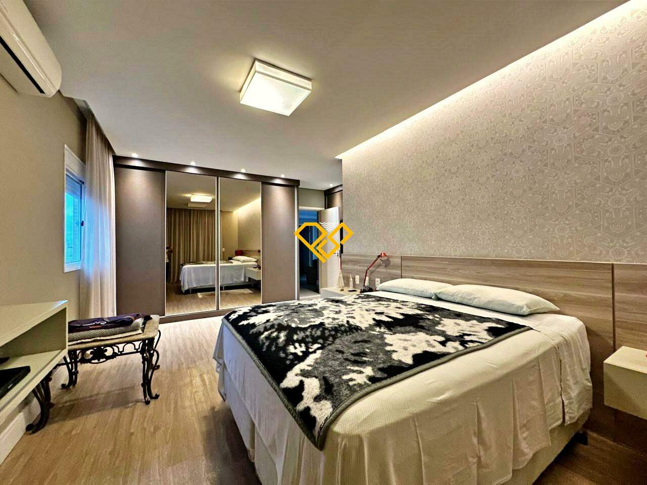 Apartamento à venda no Gonzaga: Suíte 1