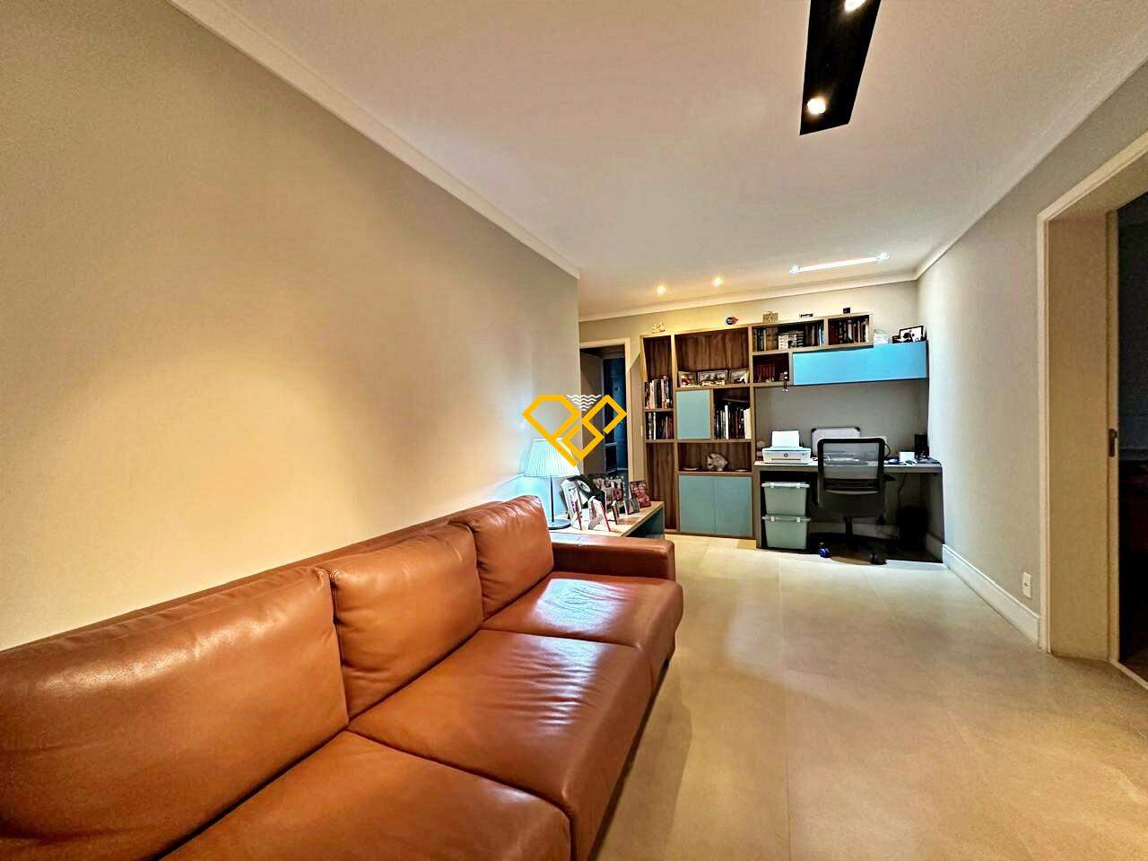 Apartamento à venda no Gonzaga: Escritório