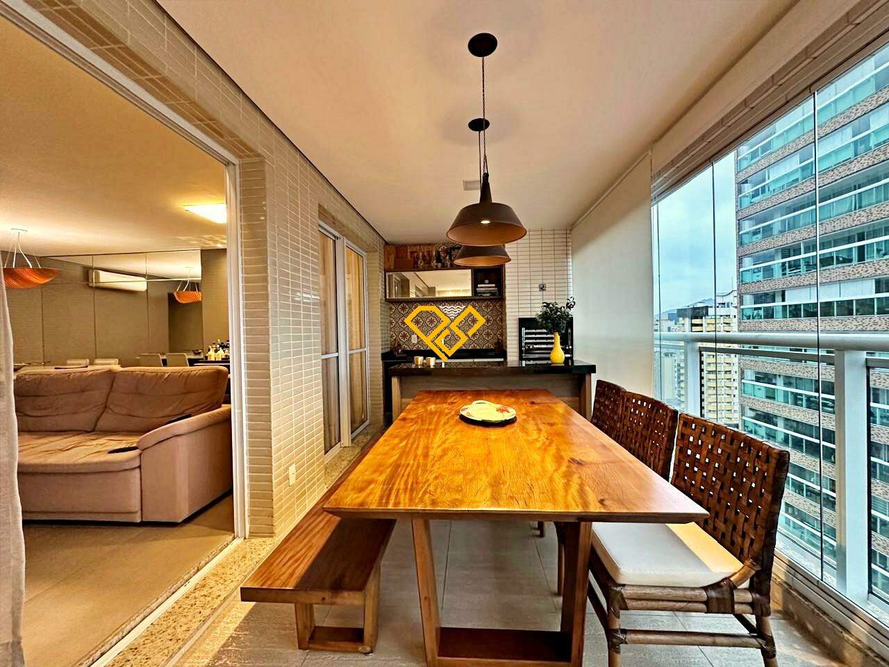 Apartamento à venda no Gonzaga: Varanda