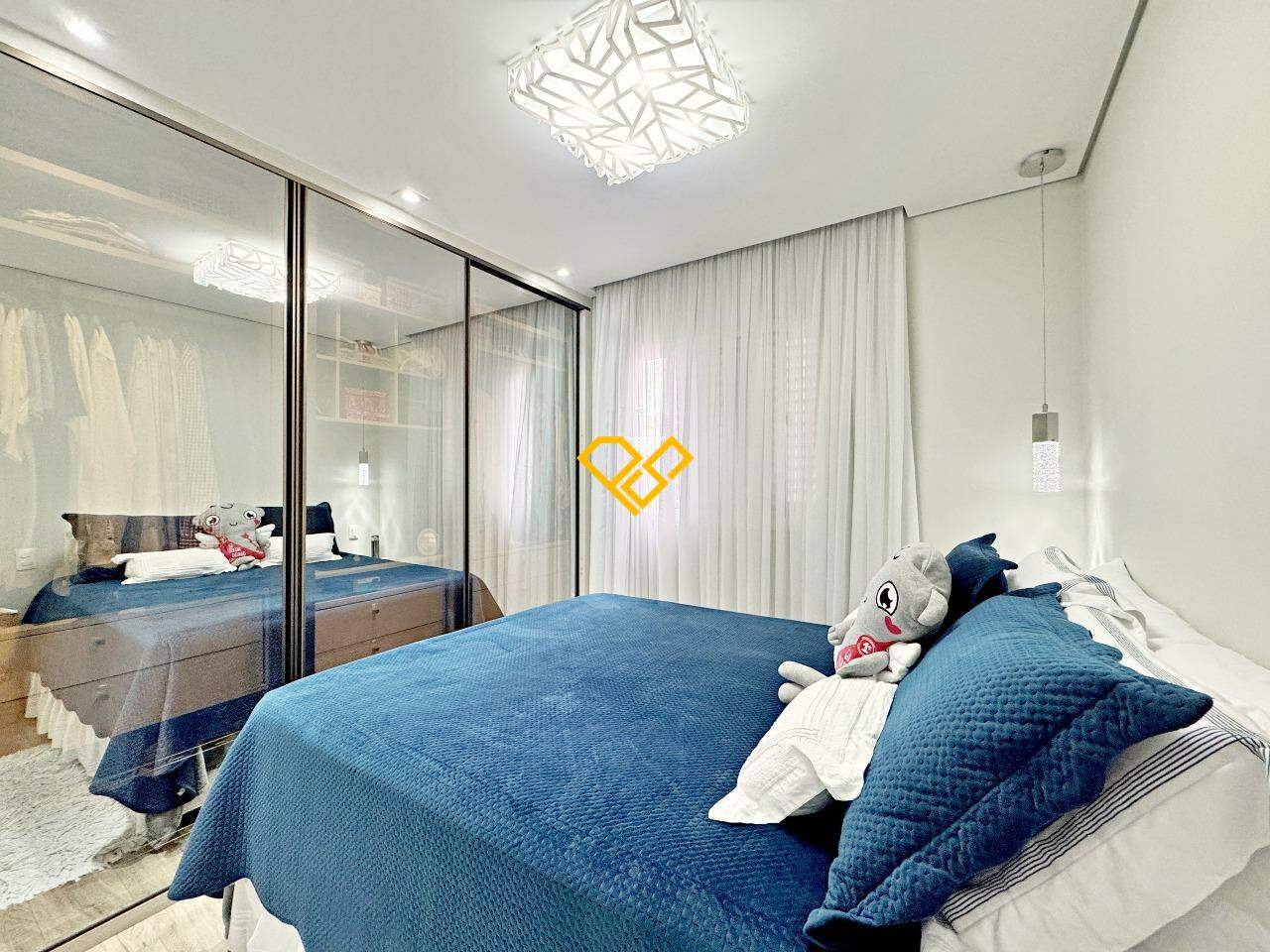 Apartamento para aluguel no Ponta da Praia: Dormitório 1 - suíte
