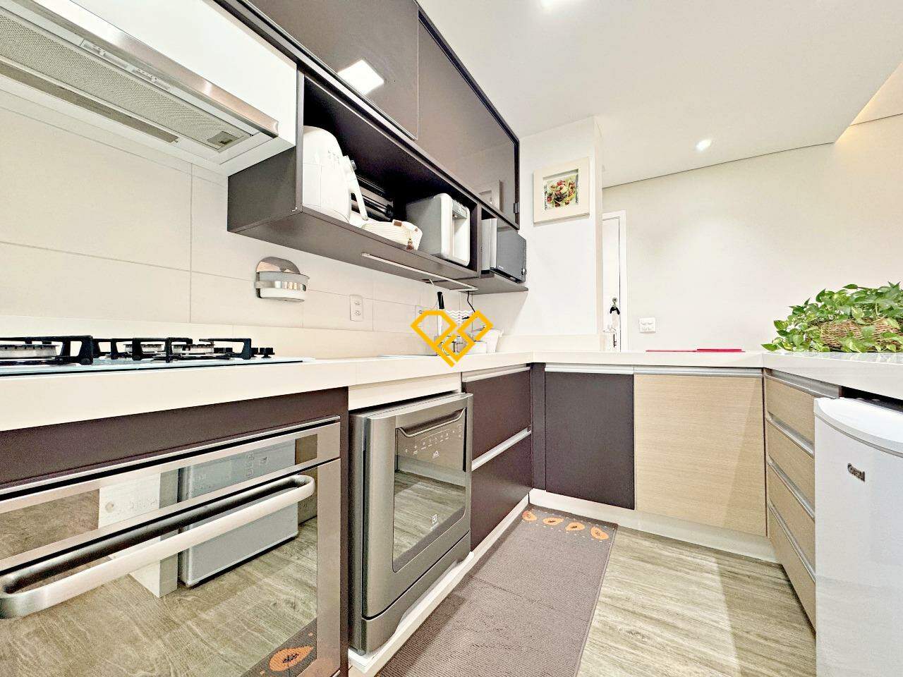 Apartamento para aluguel no Ponta da Praia: Cozinha