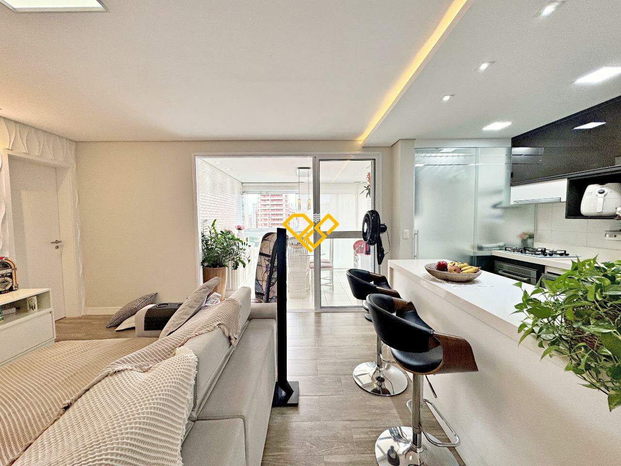 Apartamento para aluguel no Ponta da Praia: Sala