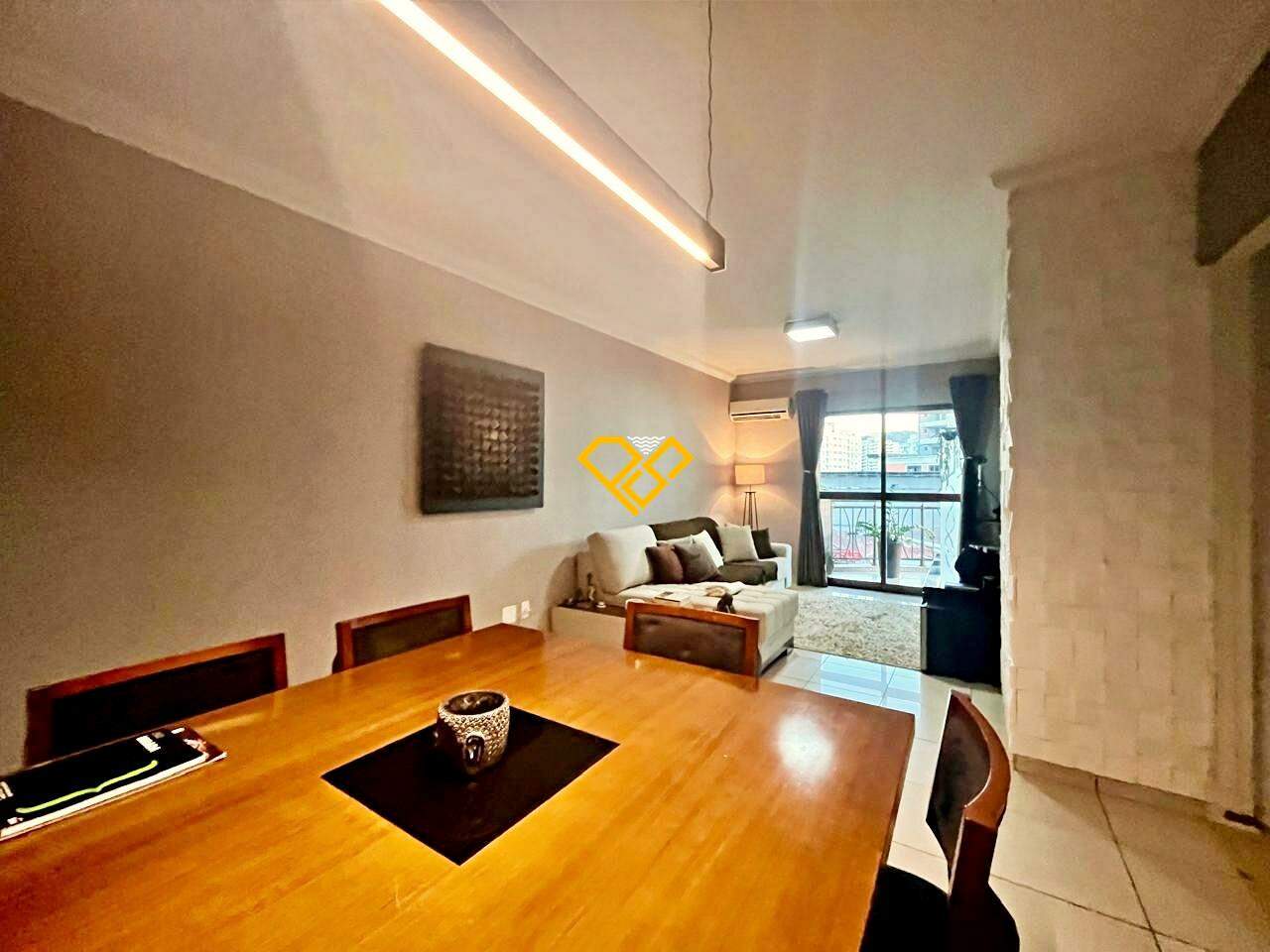 Apartamento à venda no Ponta da Praia: Sala