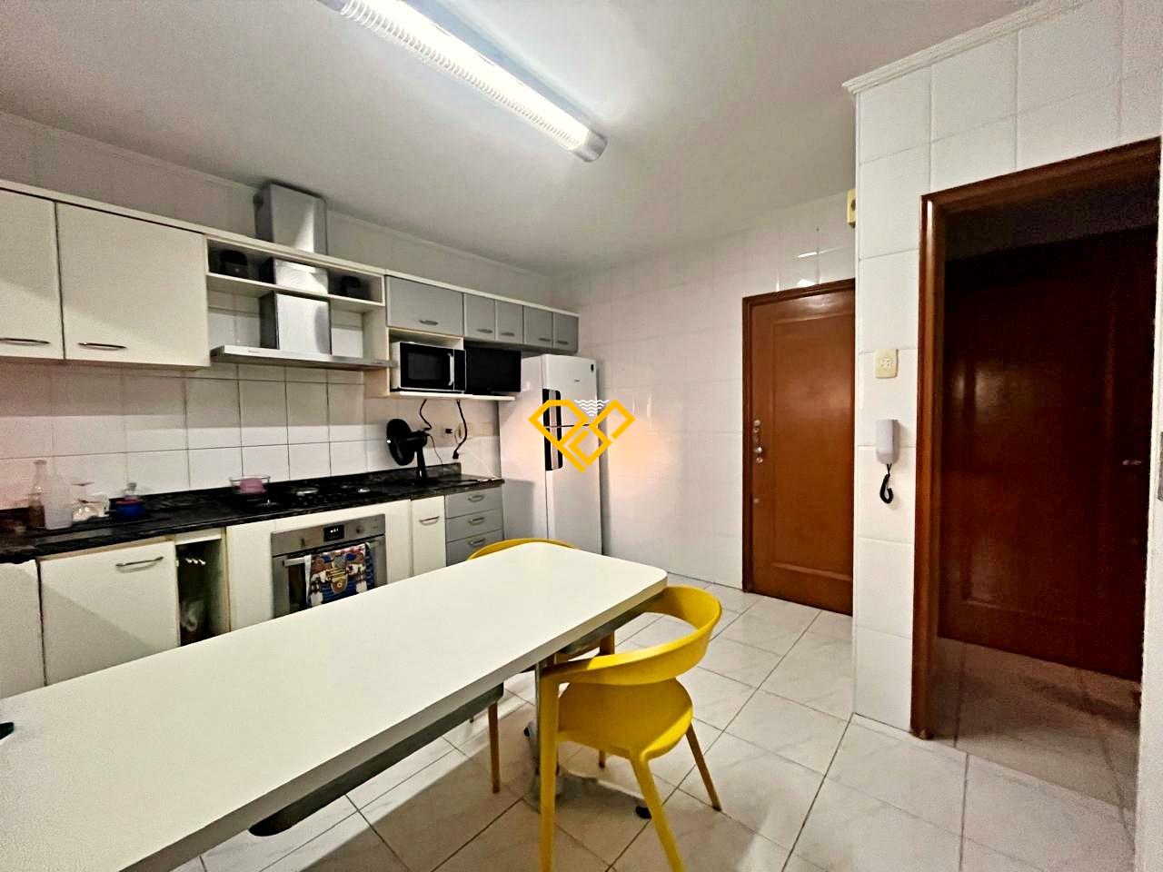 Apartamento à venda no Ponta da Praia: Cozinha