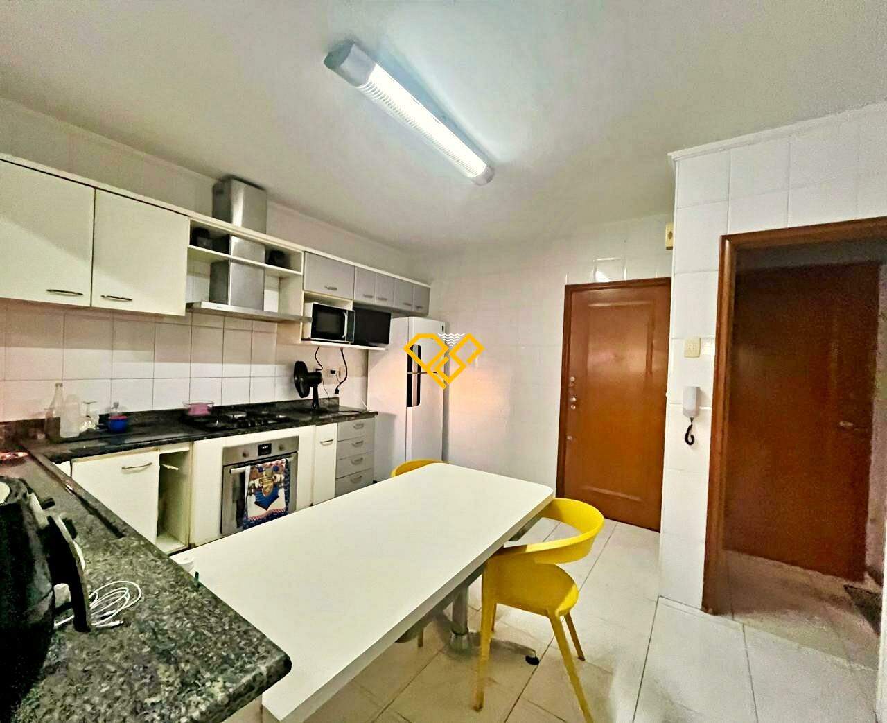 Apartamento à venda no Ponta da Praia: Cozinha