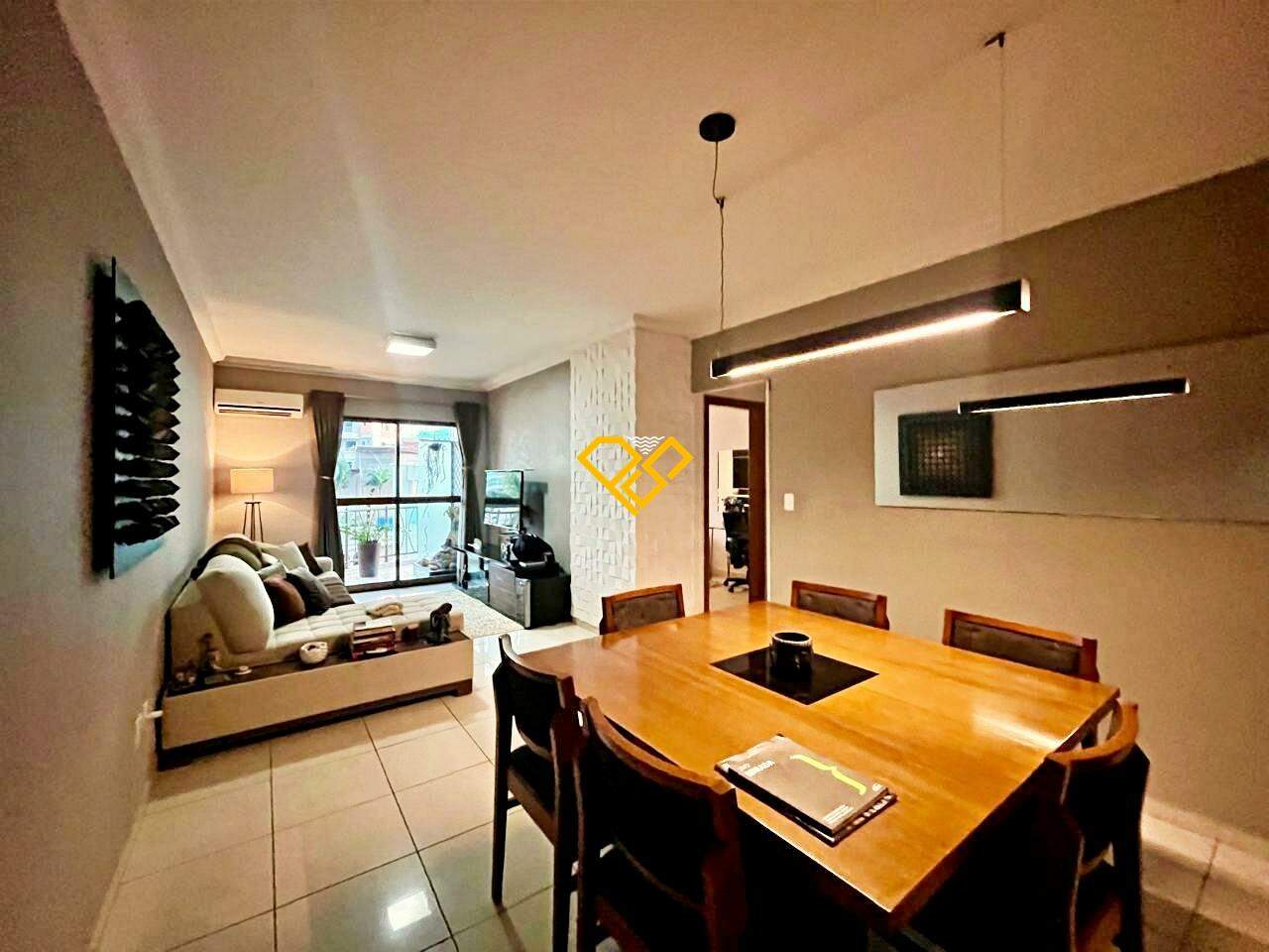 Apartamento à venda no Ponta da Praia: Sala