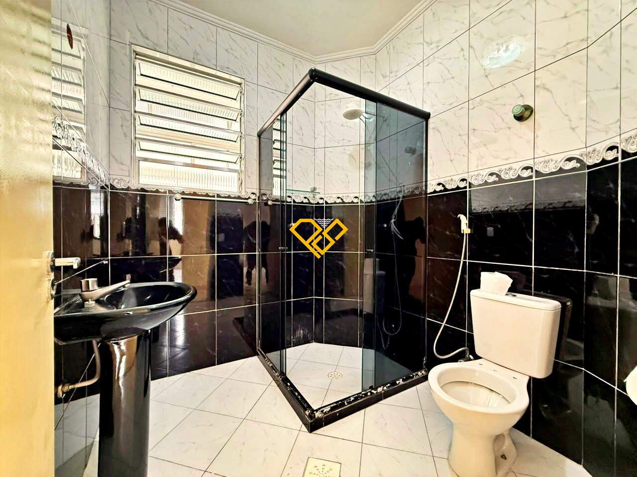 Apartamento à venda no José Menino: Wc social