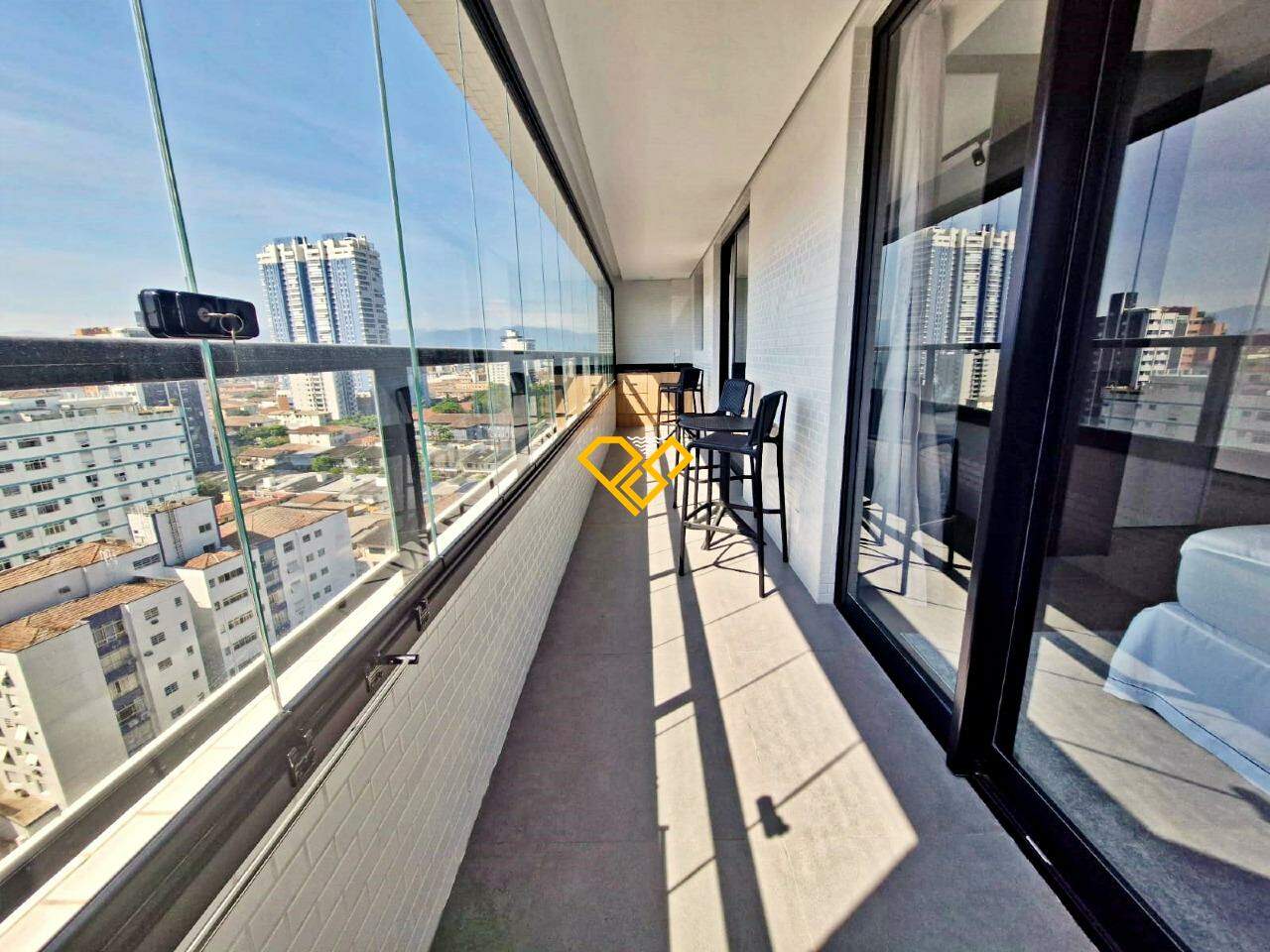 Apartamento para aluguel no Ponta da Praia: Varanda