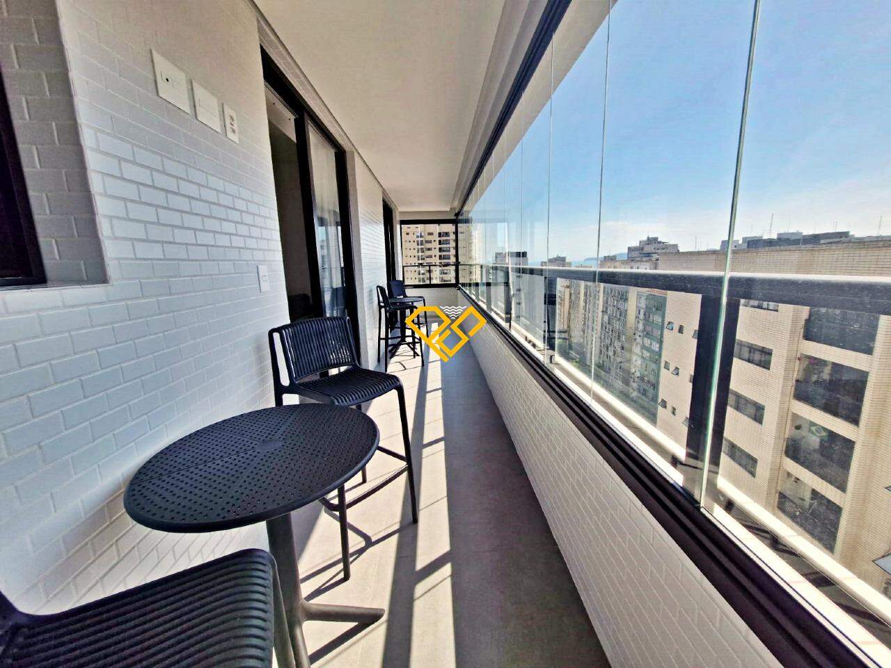 Apartamento para aluguel no Ponta da Praia: Varanda