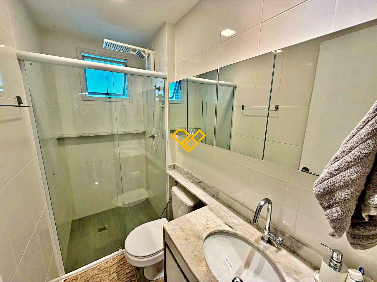 Apartamento à venda no Pompéia: Wc social