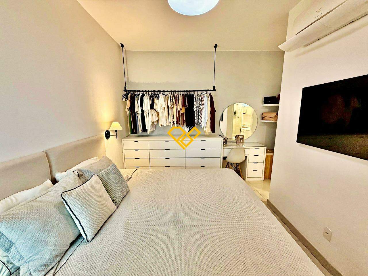 Apartamento à venda no Pompéia: Dormitório 1 - suíte