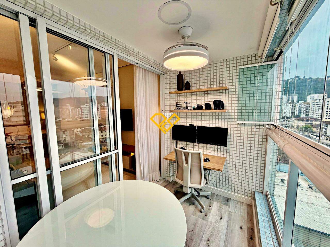 Apartamento à venda no Pompéia: Varanda