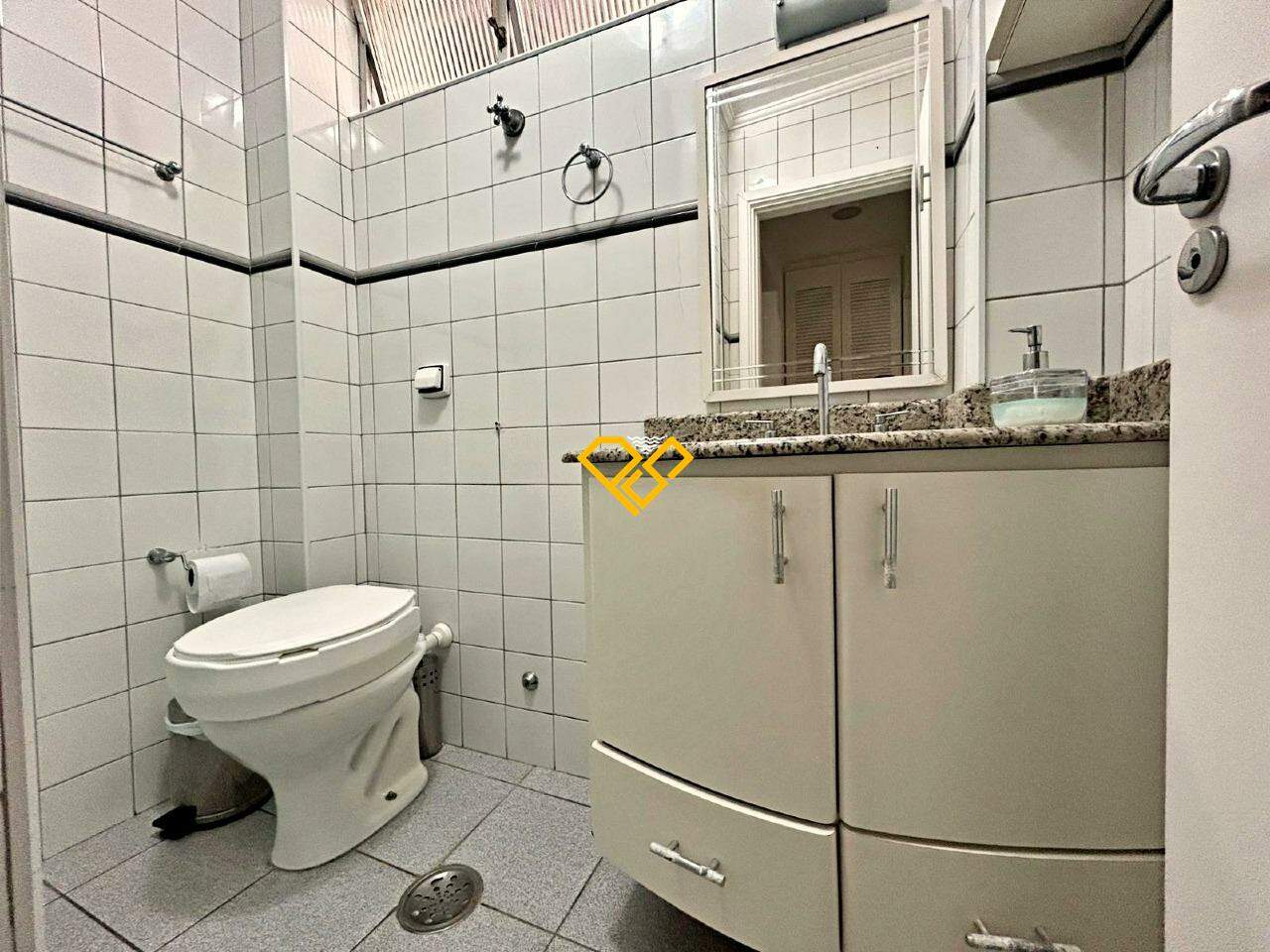 Apartamento à venda no Aparecida: Wc social