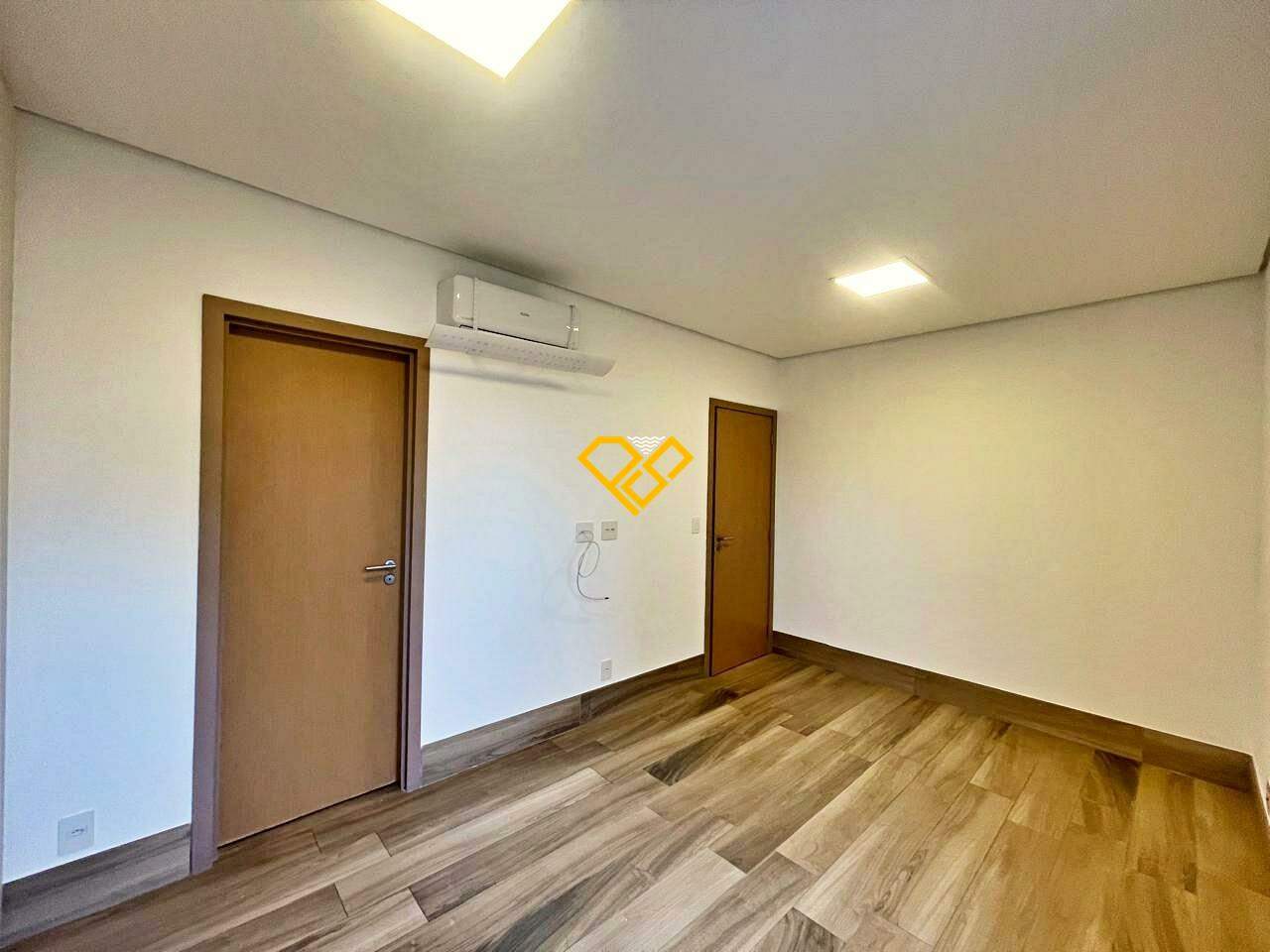 Apartamento para aluguel no Aparecida: Dormitório - suíte