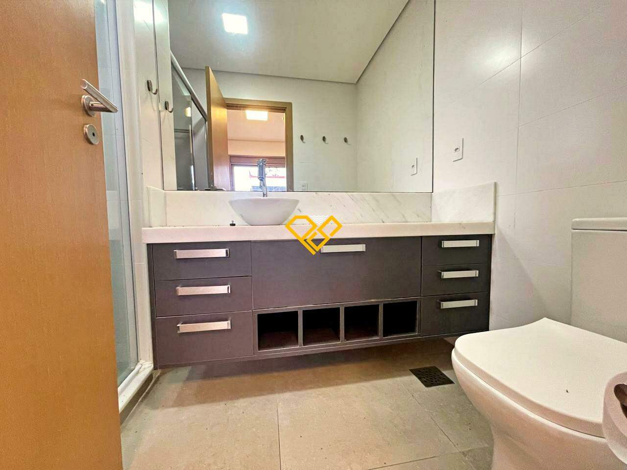 Apartamento para aluguel no Aparecida: Wc suíte