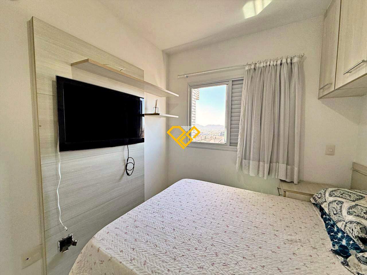 Apartamento à venda no Ponta da Praia: Dormitório - suíte