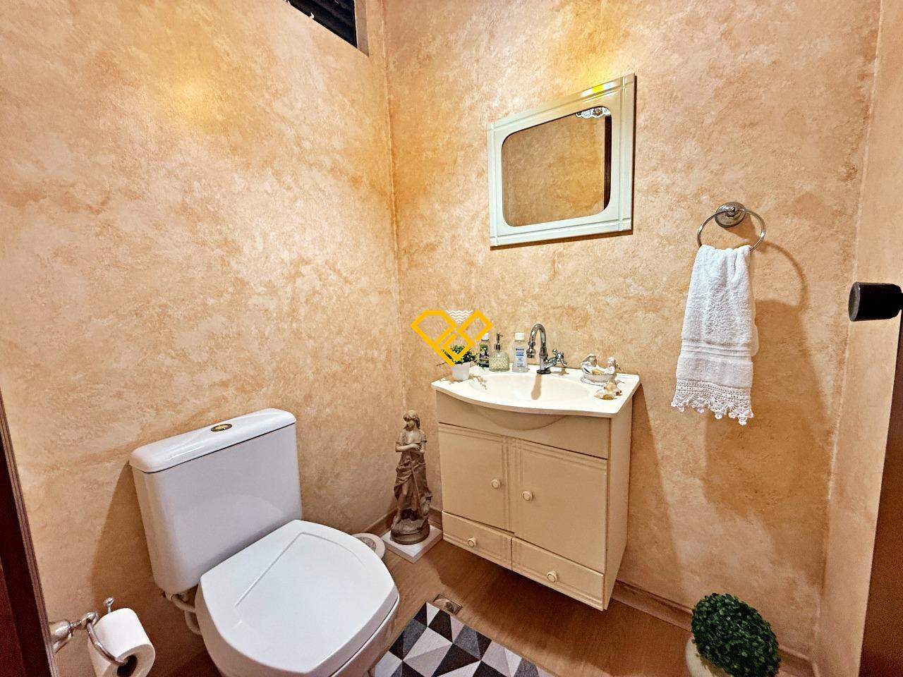 Apartamento para aluguel no Boqueirão: Lavabo