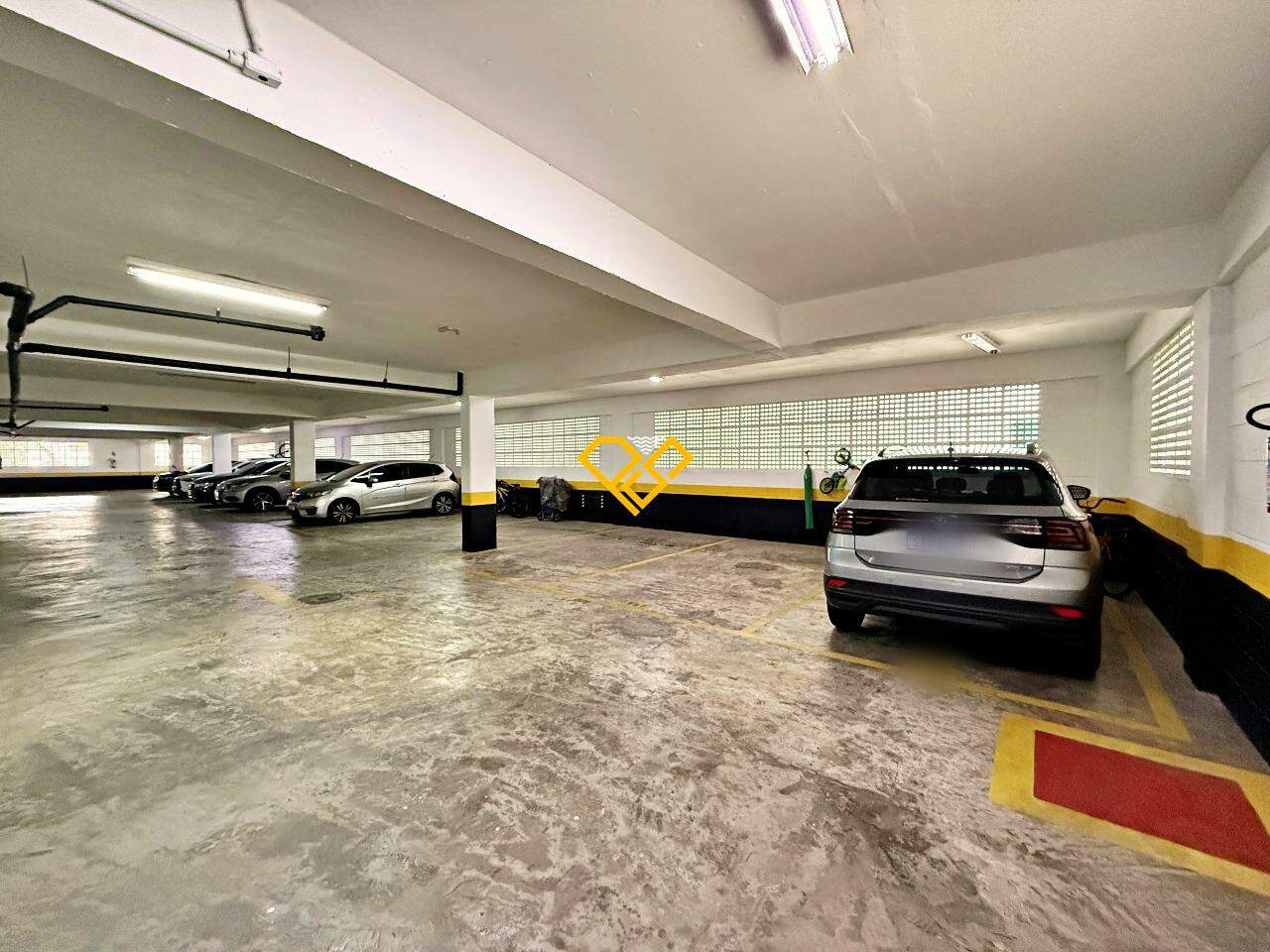 Apartamento à venda no Pompéia: Garagem