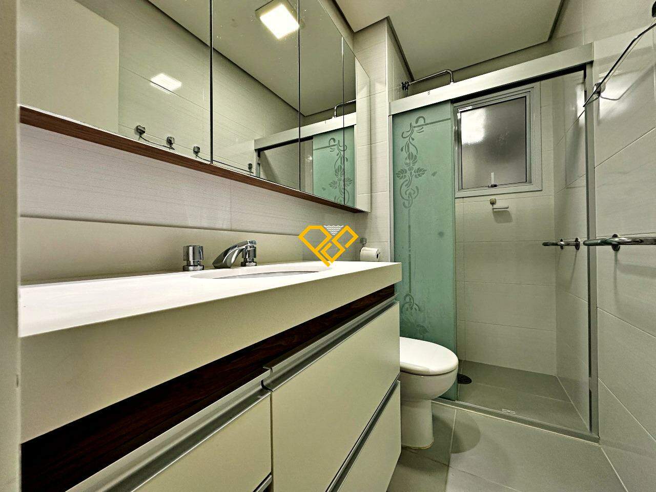 Apartamento para aluguel no José Menino: Wc social