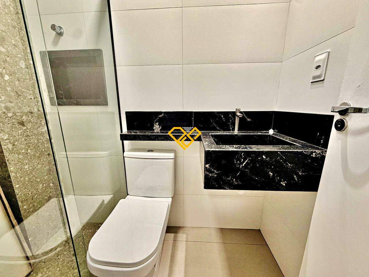 Apartamento à venda no Pompéia: Wc de serviço