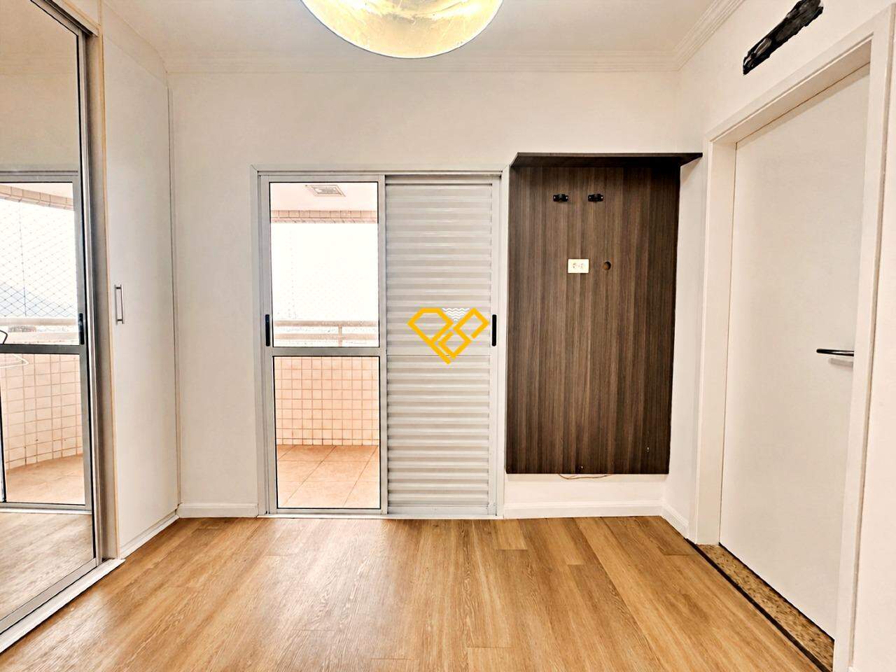 Apartamento para aluguel no Ponta da Praia: Dormitório 2 - suíte