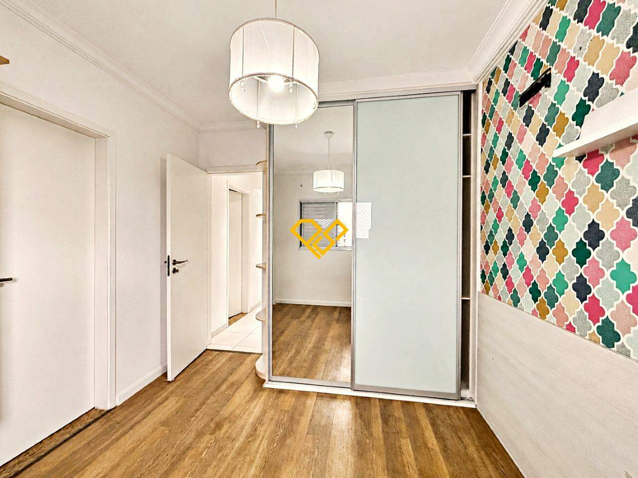 Apartamento para aluguel no Ponta da Praia: Dormitório 1 - suíte