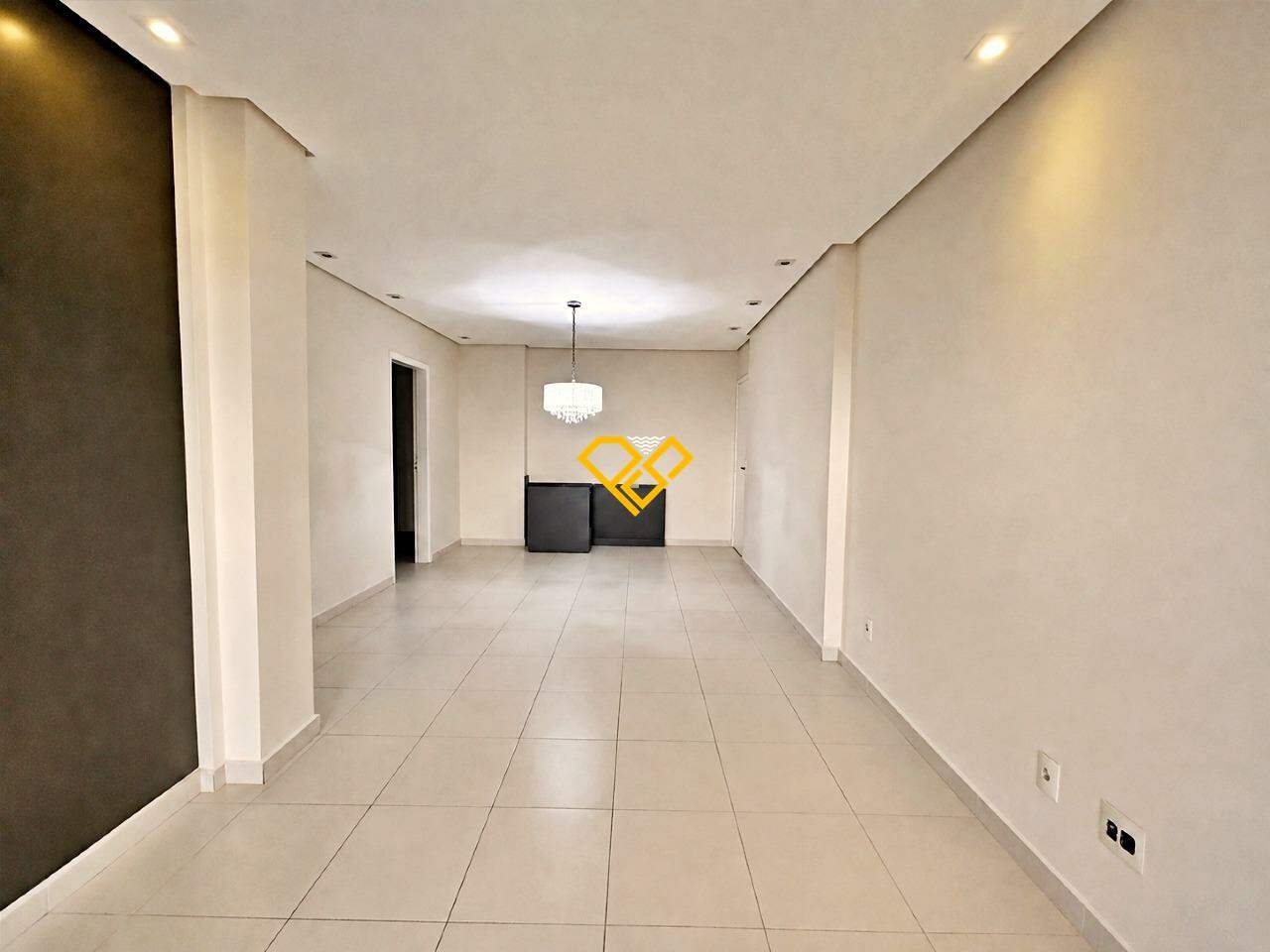 Apartamento para aluguel no Ponta da Praia: Sala