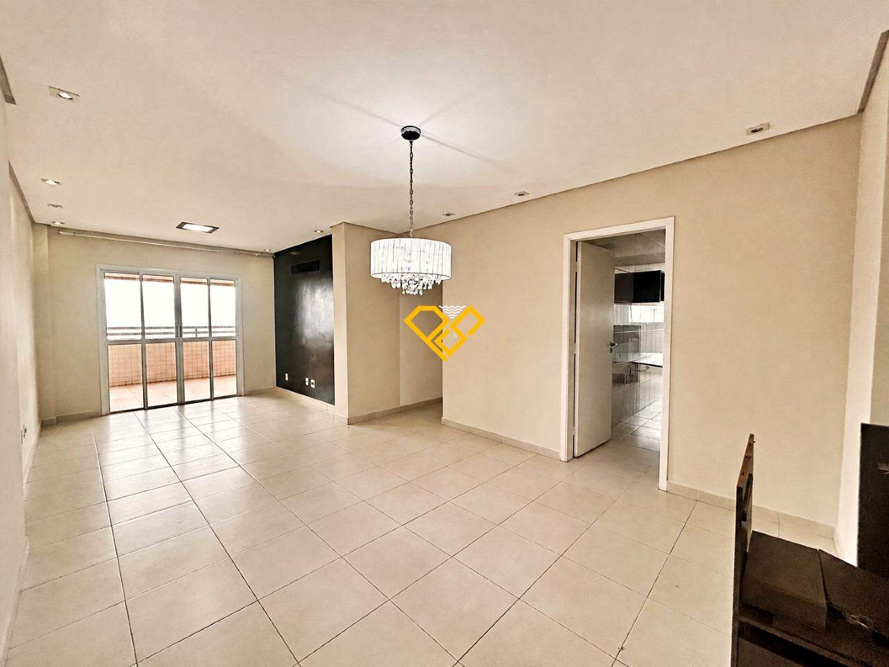Apartamento para aluguel no Ponta da Praia: Sala