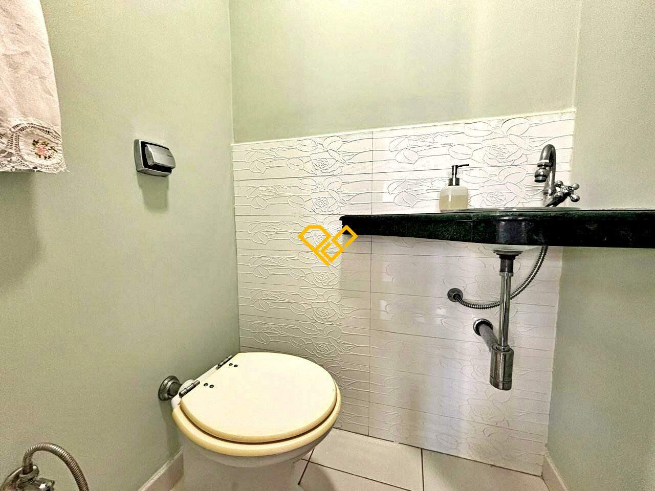 Apartamento para aluguel no Gonzaga: Lavabo