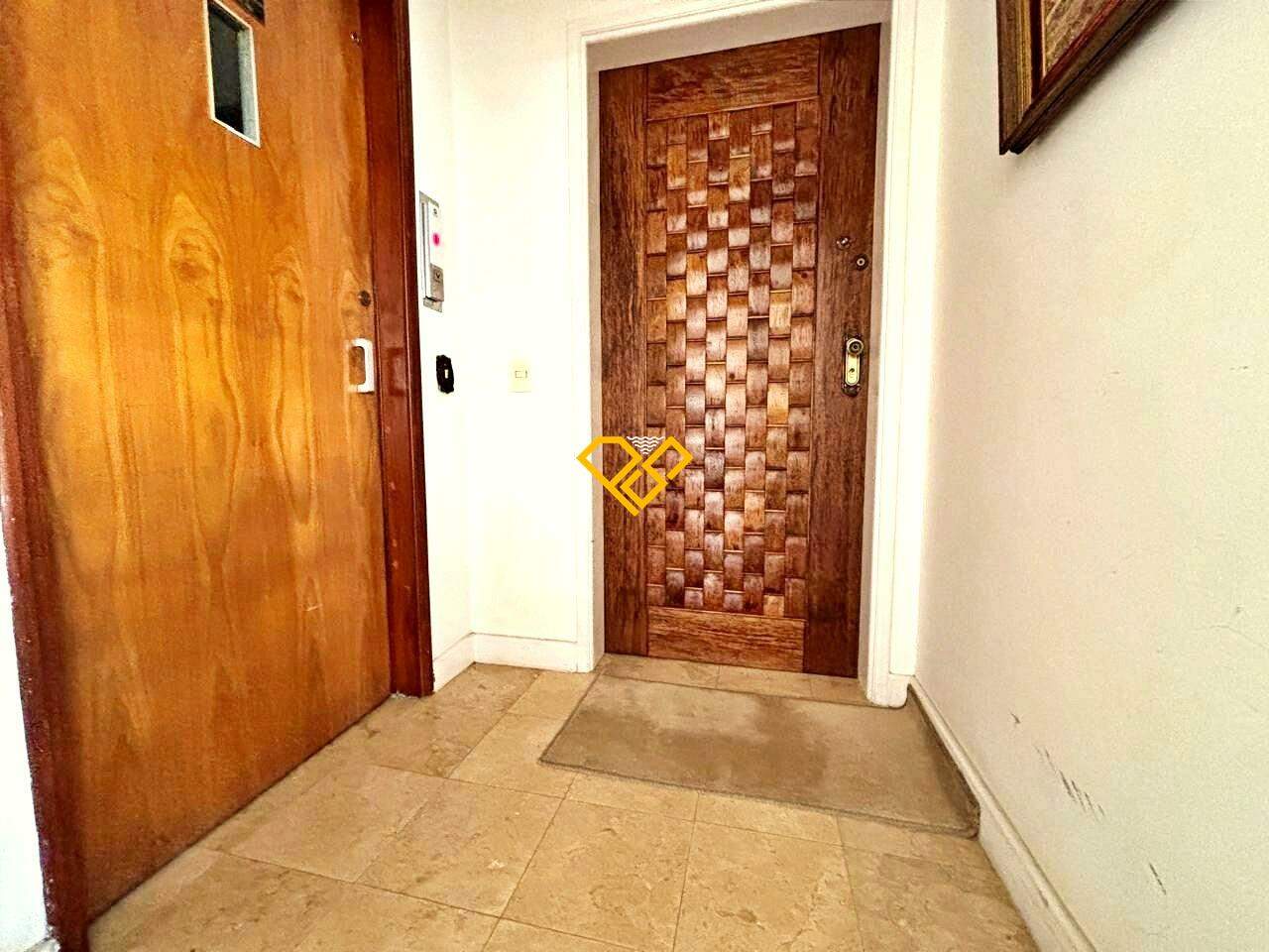 Apartamento para aluguel no Gonzaga: Hall social