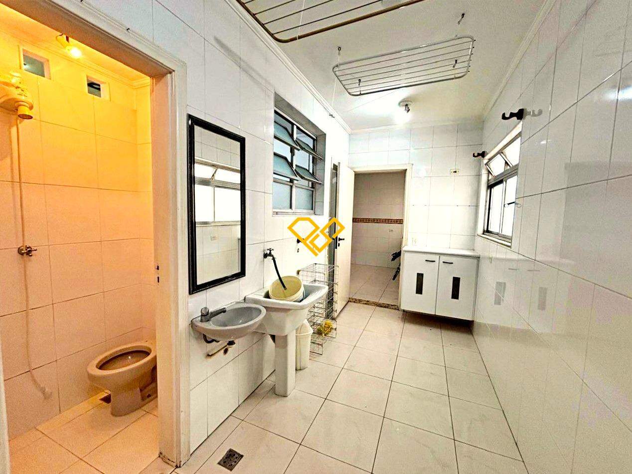Apartamento para aluguel no Gonzaga: Área de serviço