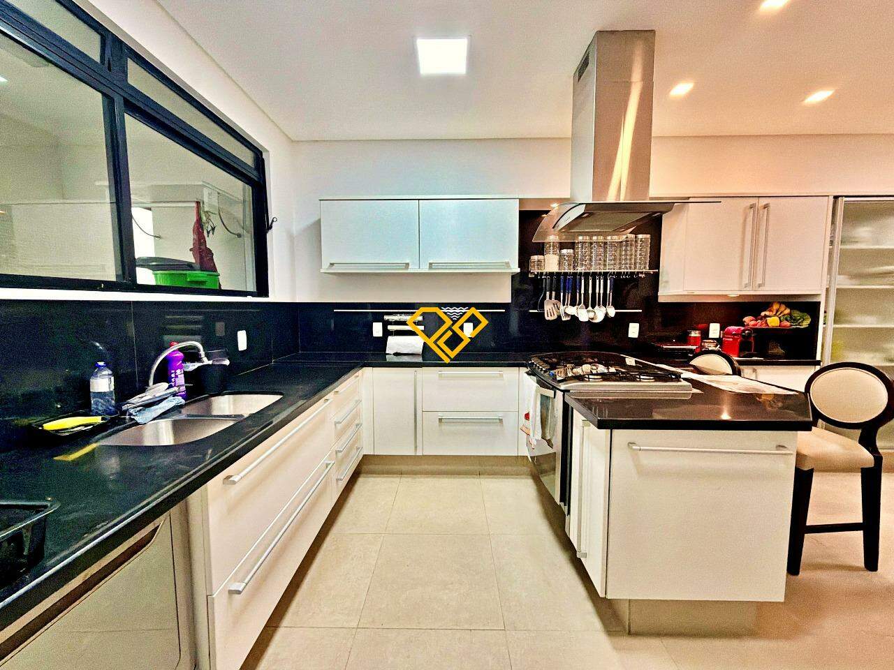 Apartamento para aluguel no Gonzaga: Cozinha