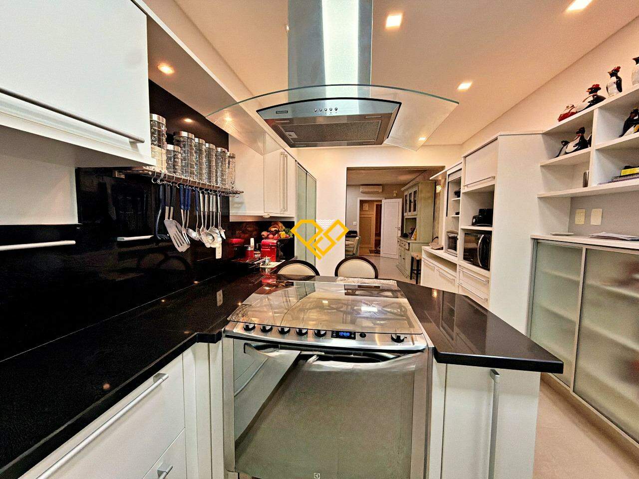 Apartamento para aluguel no Gonzaga: Cozinha