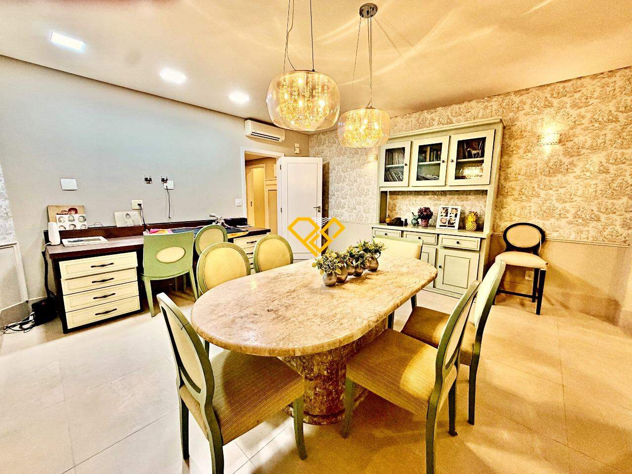 Apartamento para aluguel no Gonzaga: Sala de almoço