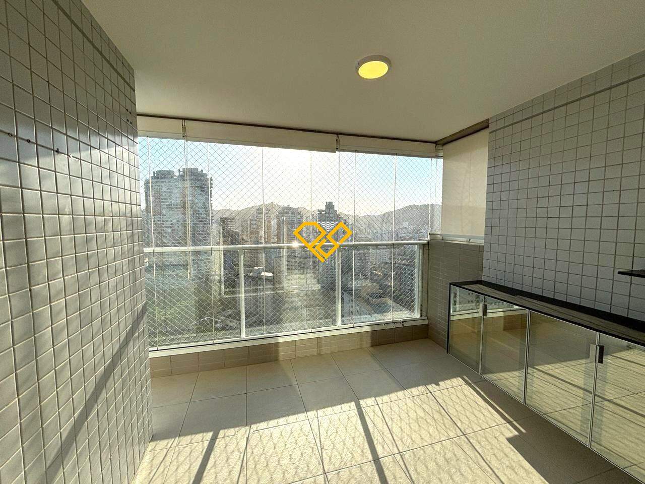 Apartamento para aluguel no Gonzaga: Varanda