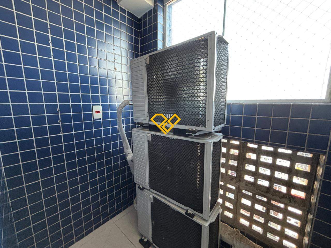 Apartamento para aluguel no Gonzaga: Área tecnica