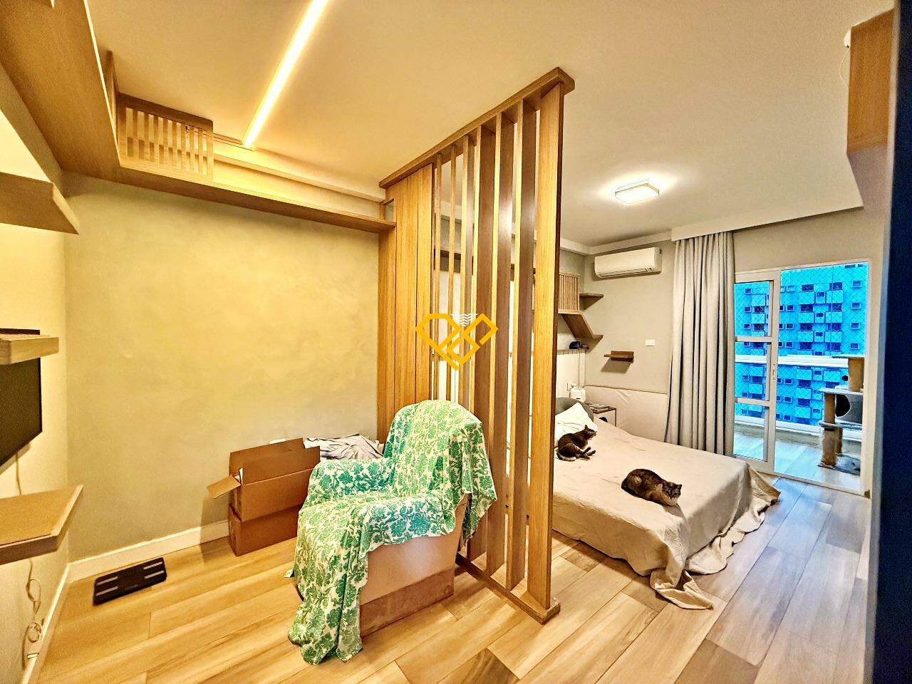 Apartamento para aluguel no Ponta da Praia: Dormitório 1 - suíte