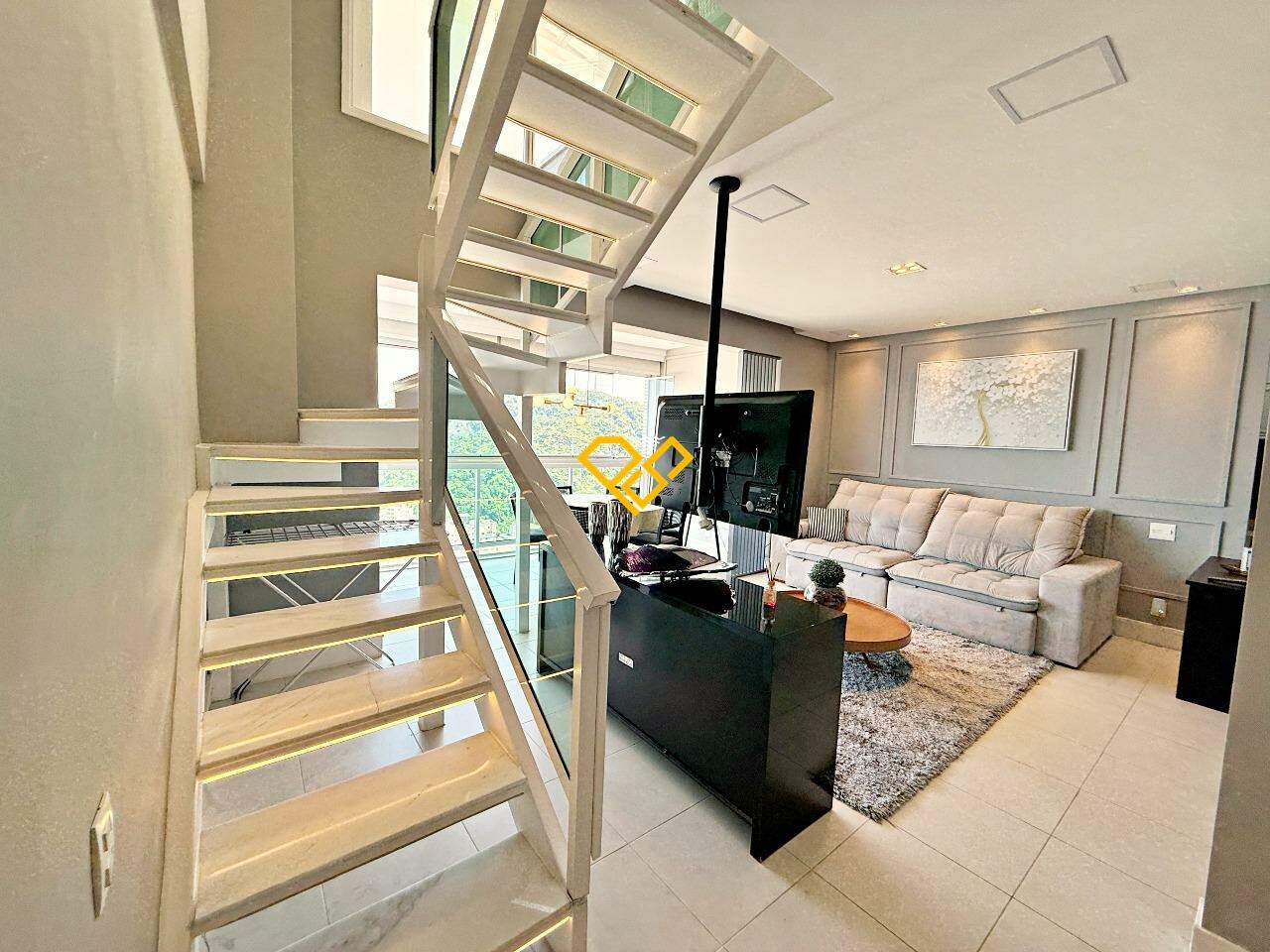 Cobertura à venda no José Menino: Sala