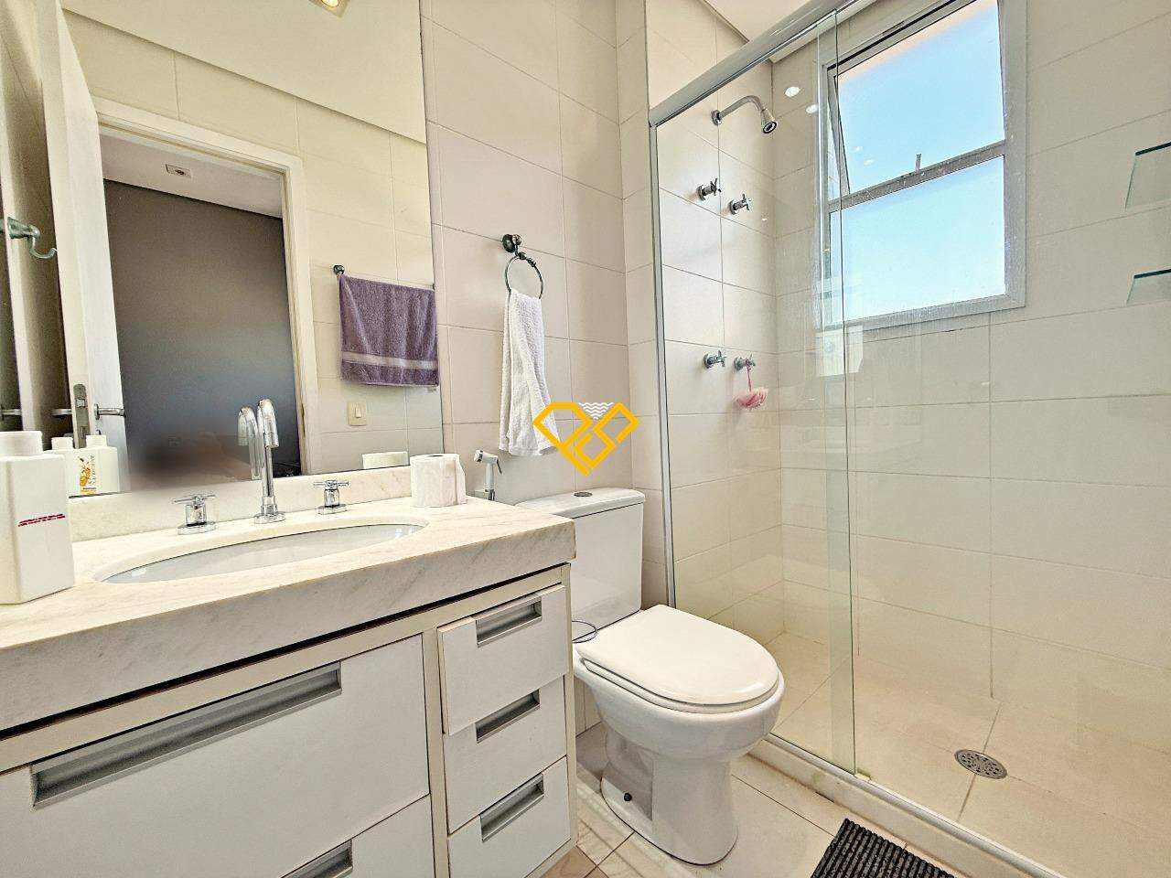 Cobertura à venda no José Menino: Wc suíte 2