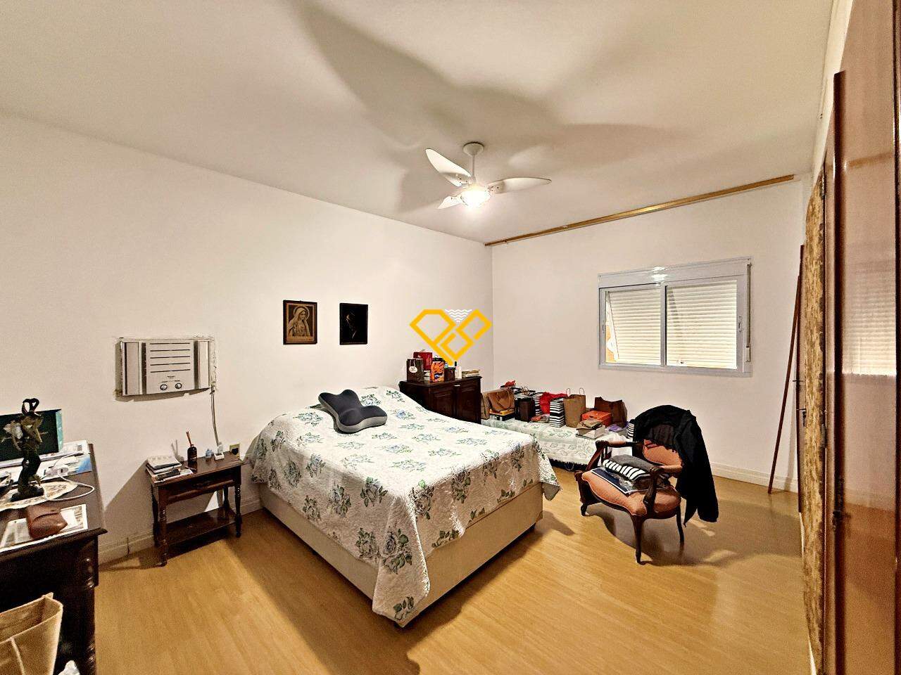 Apartamento à venda no Gonzaga: Dormitório 1 - suíte