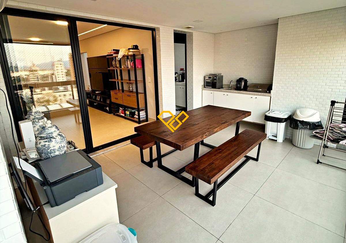 Apartamento à venda no Aparecida: Varanda