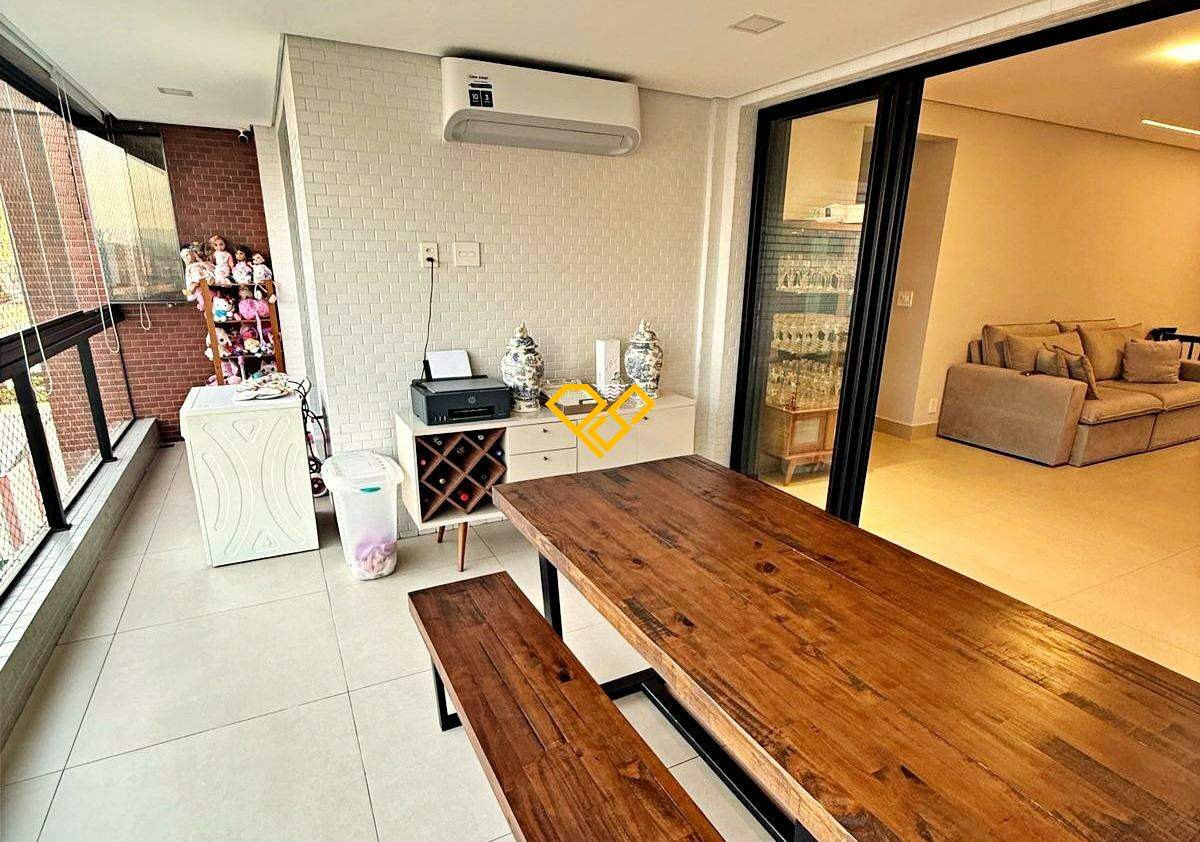 Apartamento à venda no Aparecida: Varanda