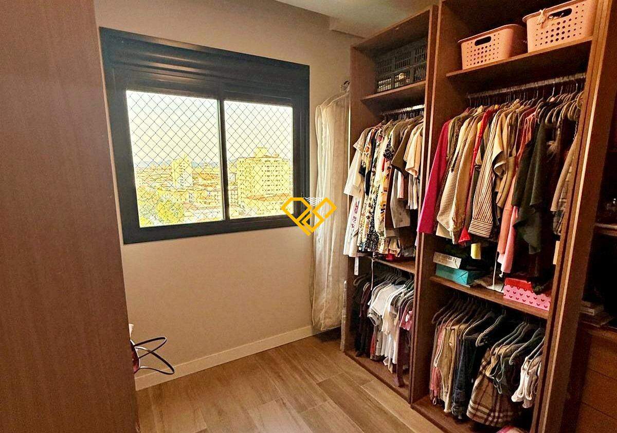 Apartamento à venda no Aparecida: Dormitório 2 - closet