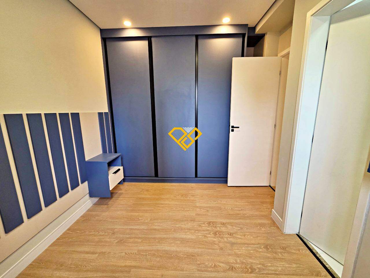 Apartamento para aluguel no Ponta da Praia: Dormitório 1 - suíte