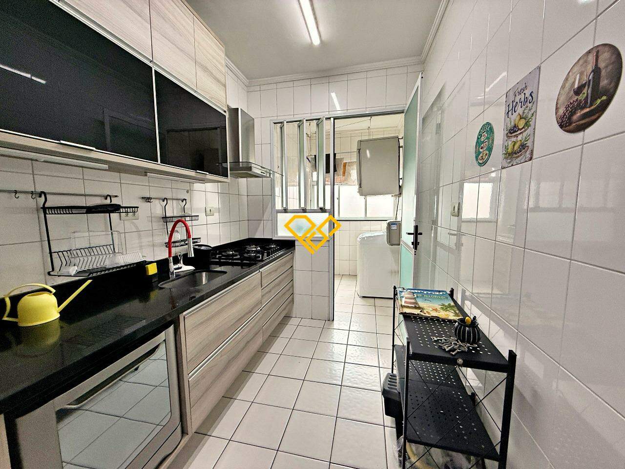Apartamento para aluguel no Encruzilhada: Cozinha