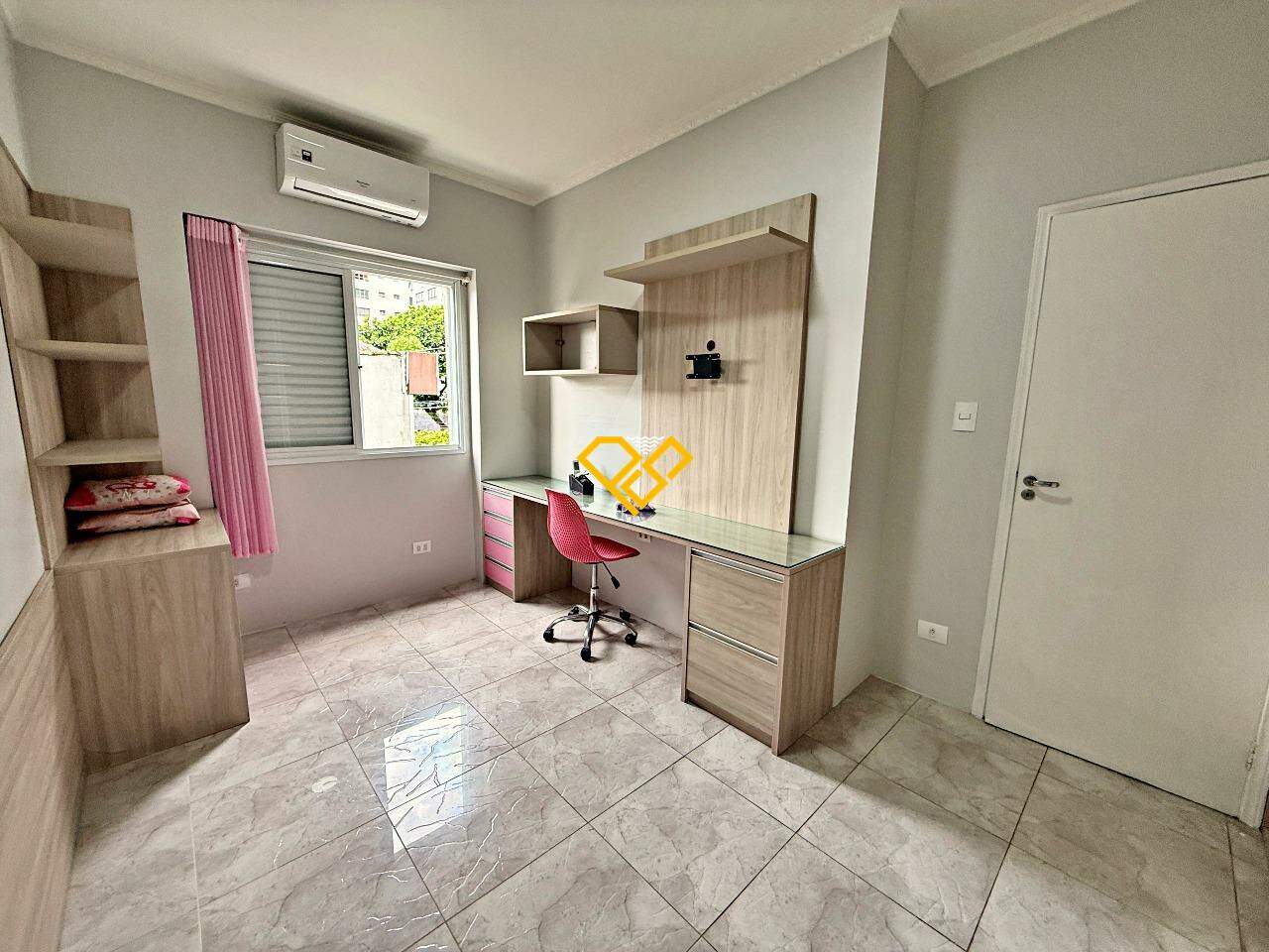 Apartamento para aluguel no Encruzilhada: Dormitório 2