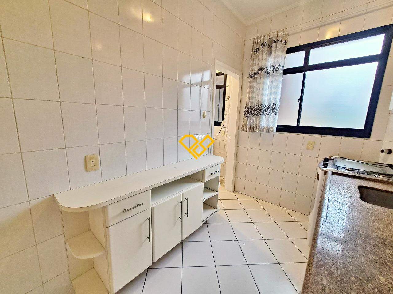 Apartamento à venda no Gonzaga: Cozinha