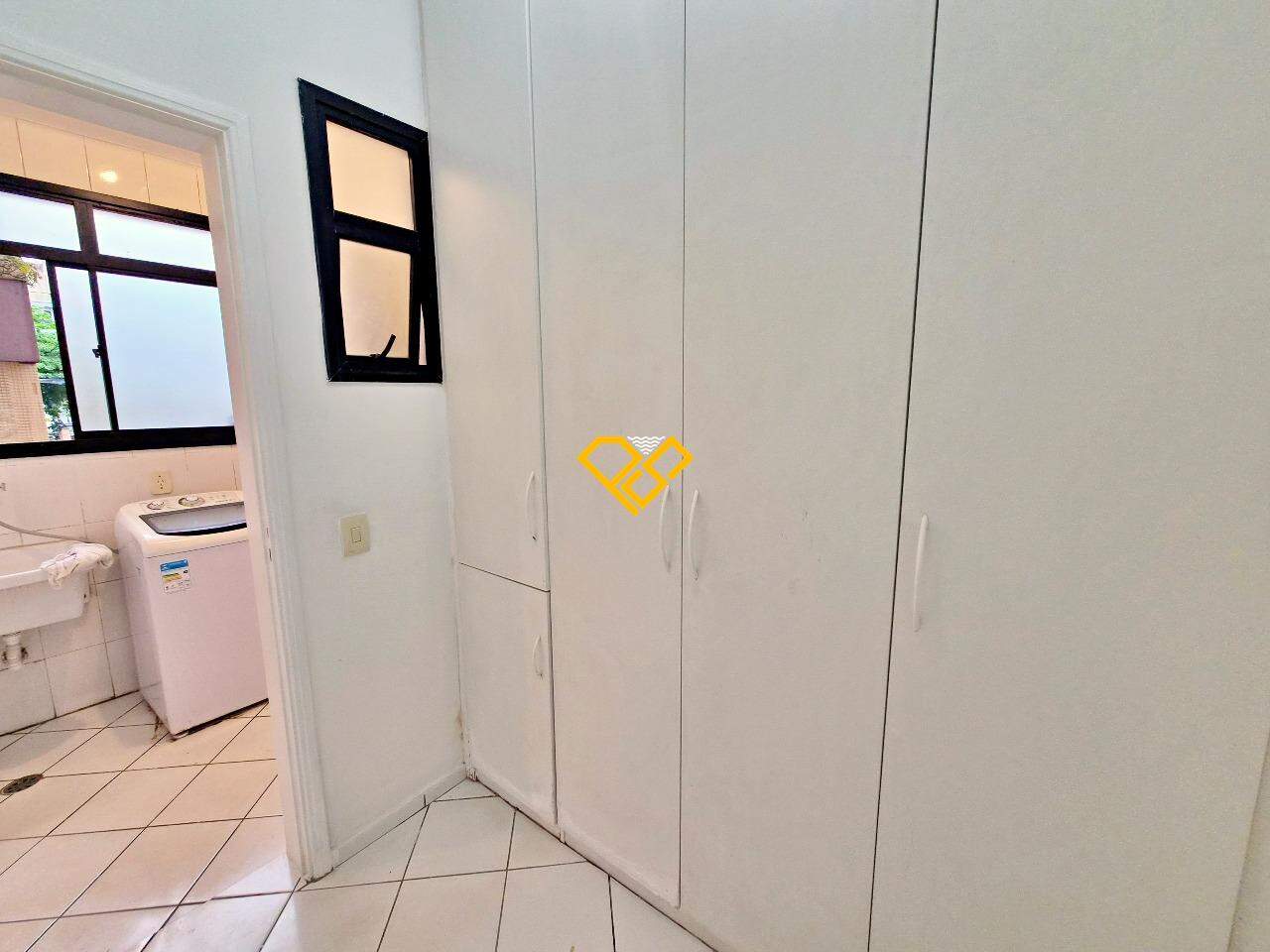Apartamento à venda no Gonzaga: Dependência
