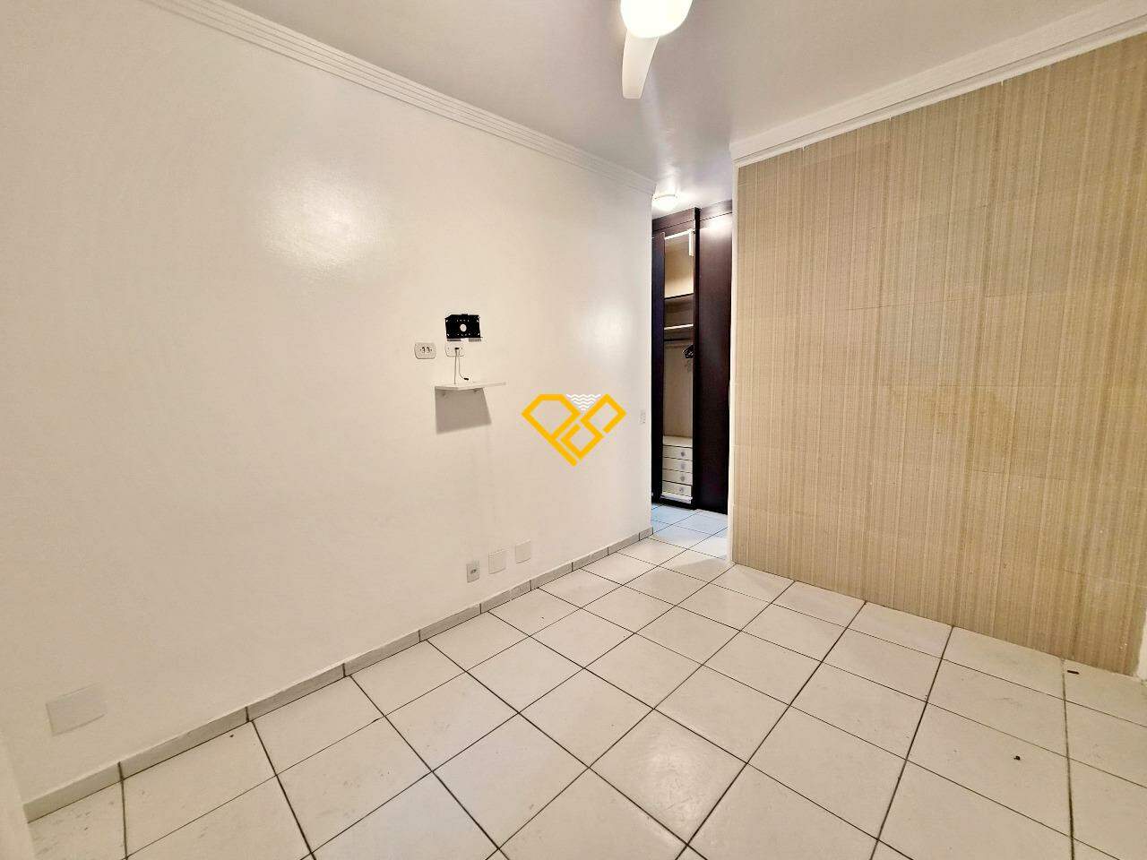 Apartamento à venda no Gonzaga: Dormitório 1 - suíte